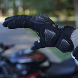 color:Black | batch:sps4-scenes-20260716 | role:scene-04 | Seibertron SPS-4 winter rainproof motorcycle gloves black riding scene 04