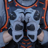 color:Grey | batch:sps4-scenes-20260716 | role:scene-01 | Seibertron SPS-4 winter rainproof motorcycle gloves grey riding scene 01