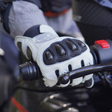 color:White | batch:sps4-scenes-20260716 | role:scene-04 | Seibertron SPS-4 winter rainproof motorcycle gloves white riding scene 04